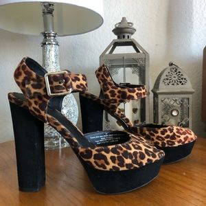 Leopard print Mossimo heels